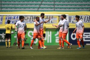Gangwon vs Jeonbuk
